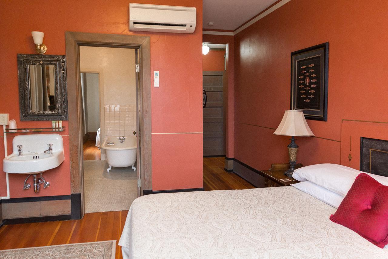 Centralia Square Grand Ballroom And Vintage Hotel Экстерьер фото